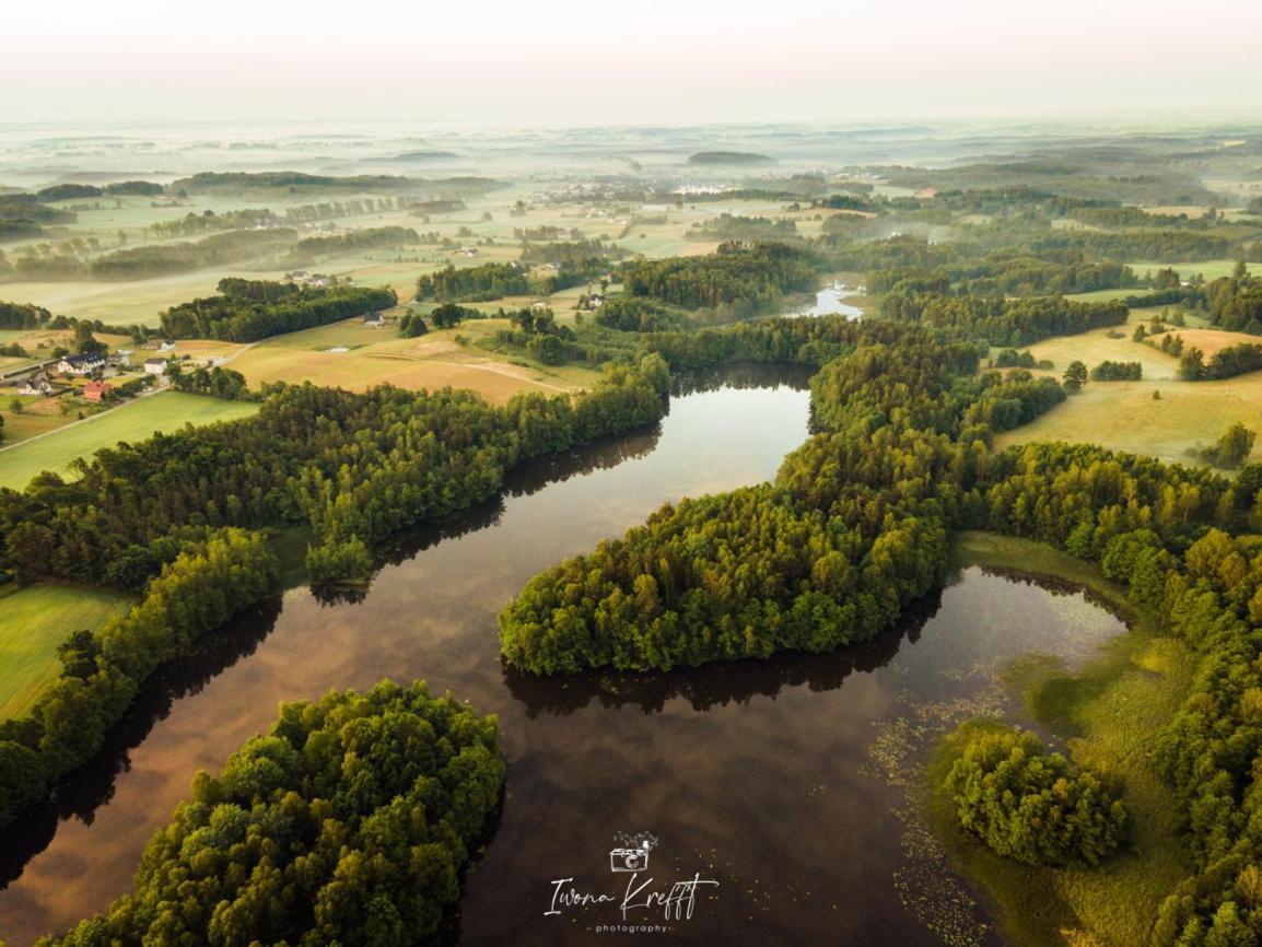 Osada Skoczkowo Komfortowe Domki Z Jacuzzi Nad Jeziorem- Sauna- Balia- Prywatny Staw Wedkarski Podiazy Exterior photo